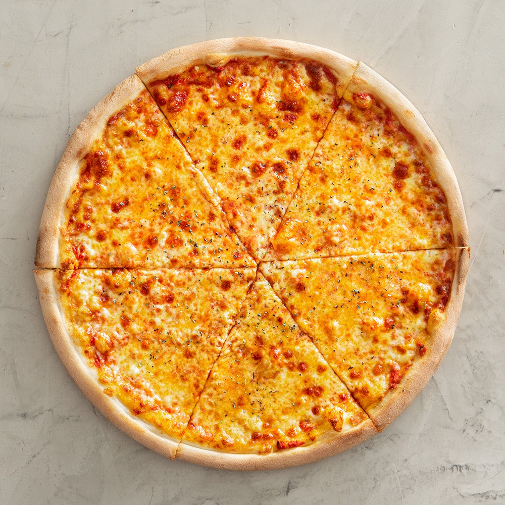 NY Cheese Pizza - Bollo de pizza, salsa de tomate, muzzarella, orégano